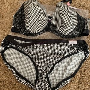 NWT CACIQUE BRA/ PANTY SET